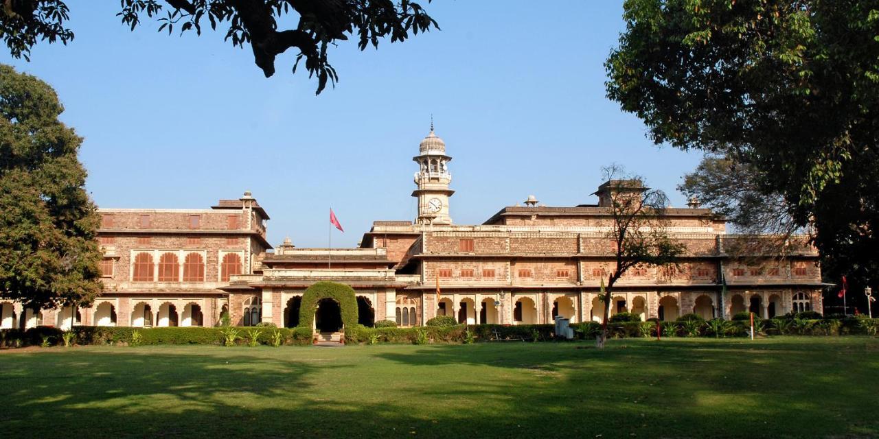 Welcomheritage Umed Bhawan Palace Kota  Exterior photo